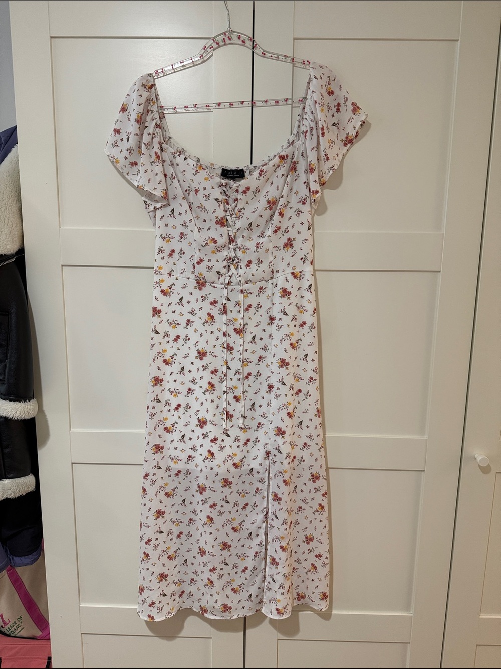 Trixxi White Floral Tie-Front Midi Dress